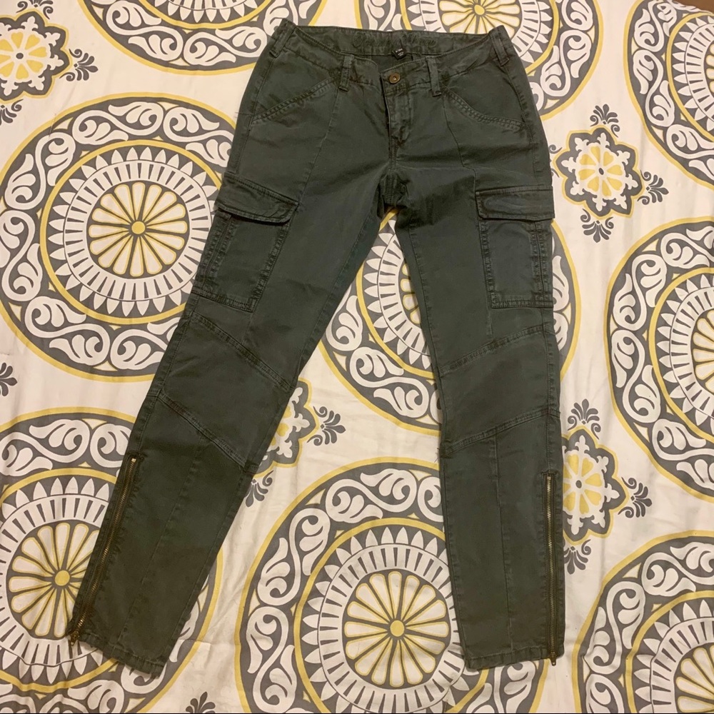 GAP Army Green pants Sz 2